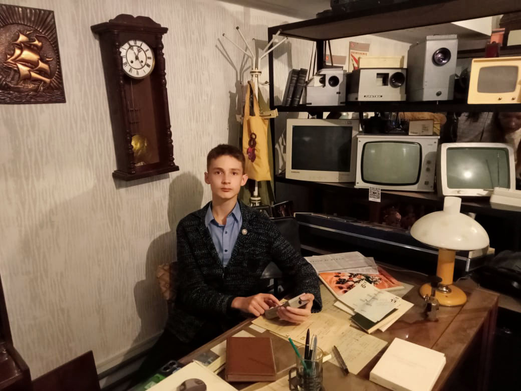 Как почувствовать себя гением? Школьники побывали в роли великого ученого Енисейской Сибири